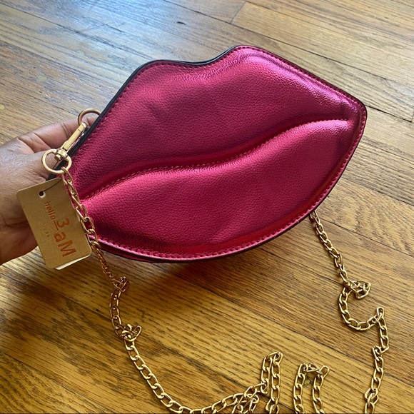 Metallic Lips Fuchsia Cross Body Bag - Picture 2 of 11